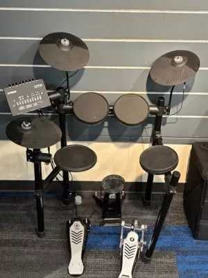 Store Special Product - Yamaha - DTX402K Electronic Kit